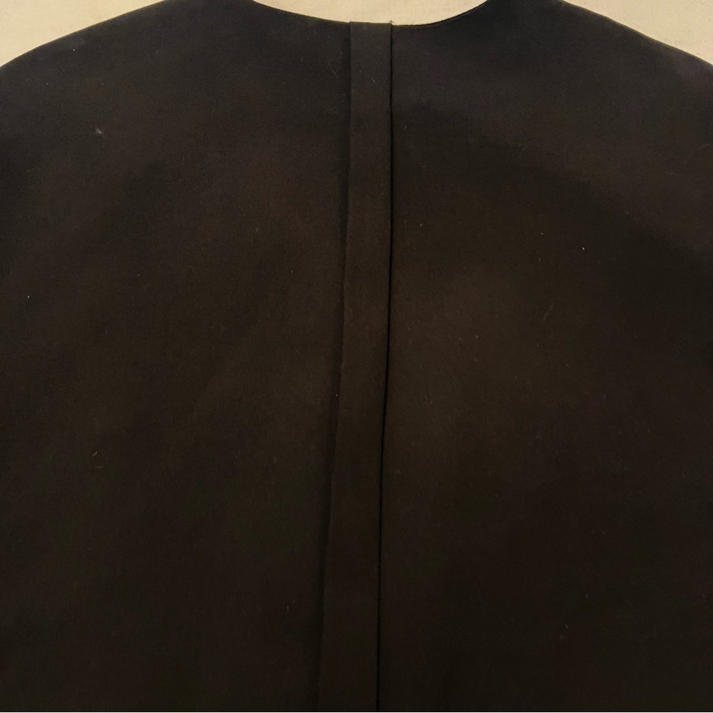 Elegant Black fully lined Women's cropped Jacket - Picture 2 of 14
